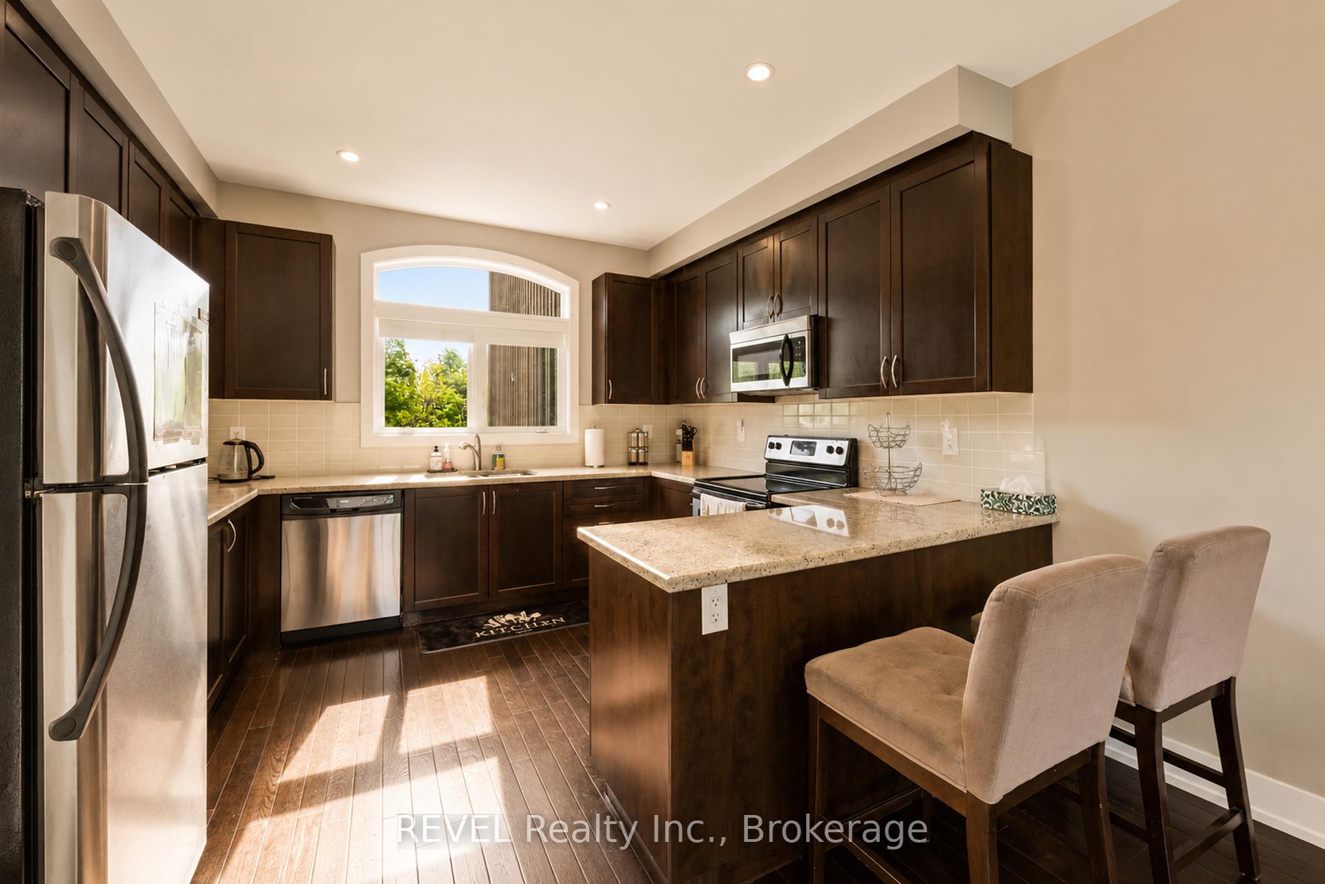Photo 12 of 67 Rockmount Crescent, Gravenhurst, Muskoka (S) — HOMEH
