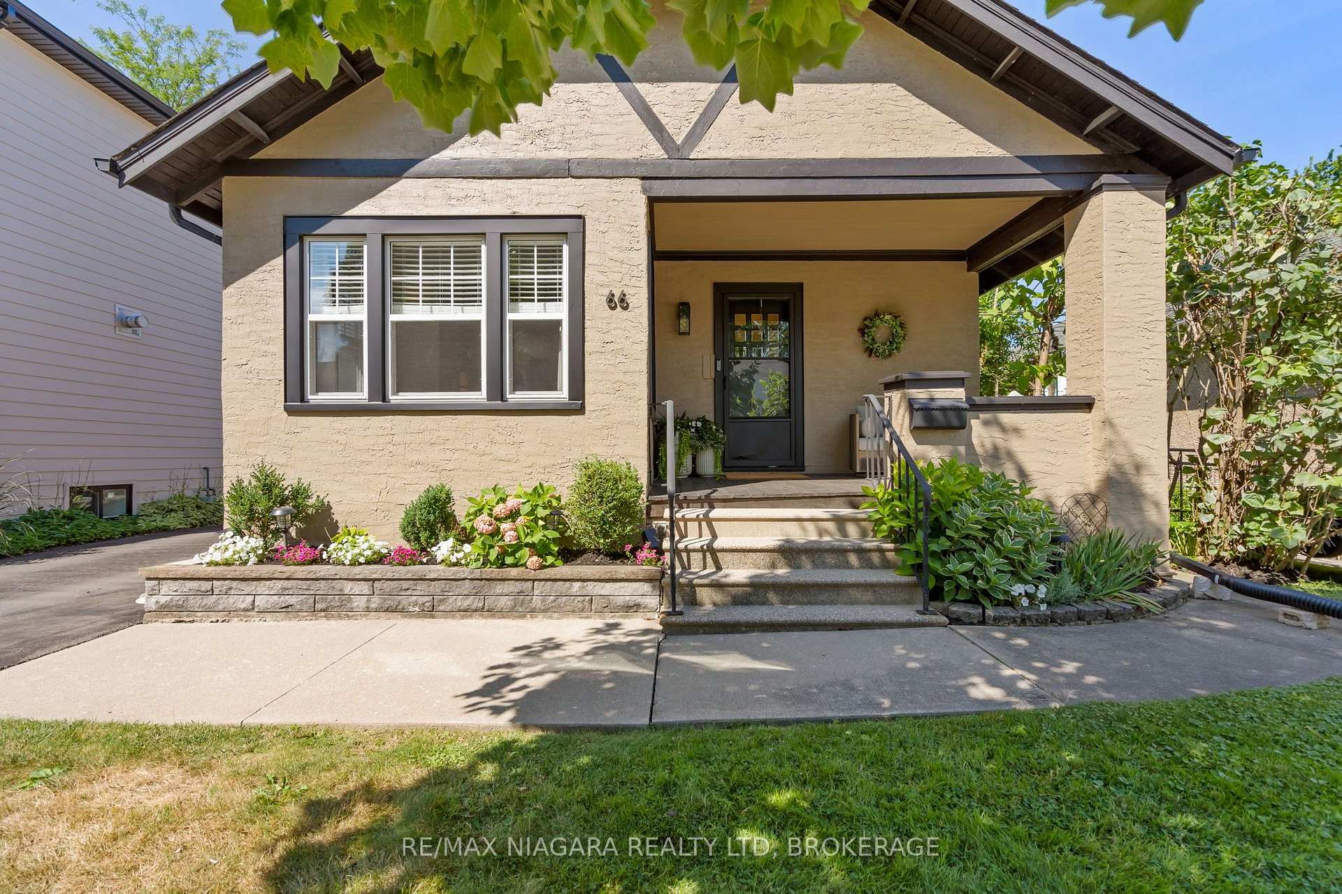 Photo 3 of 66 Highland Avenue, St. Catharines, Old Glenridge — HOMEH