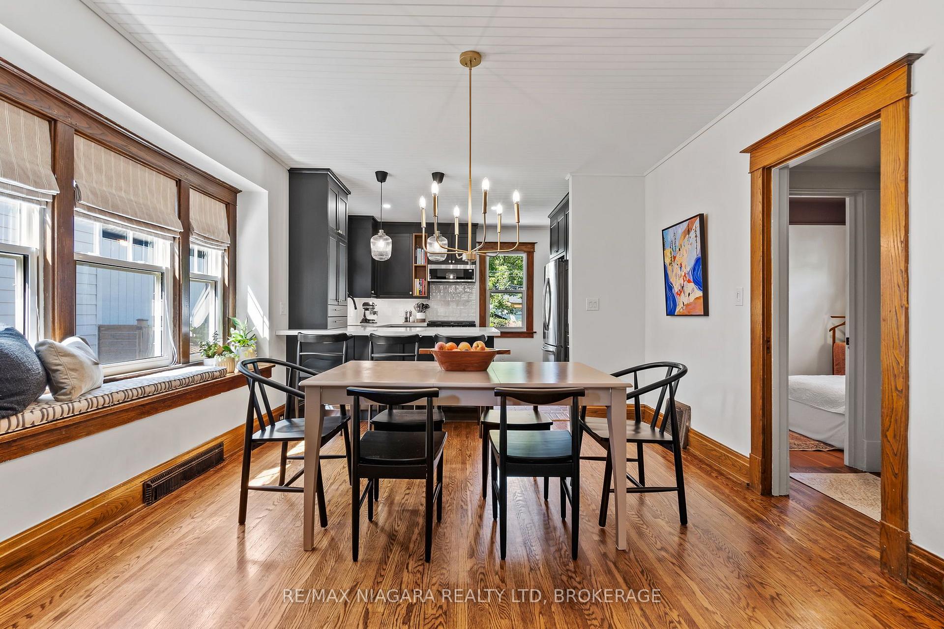 Photo 10 of 66 Highland Avenue, St. Catharines, Old Glenridge — HOMEH