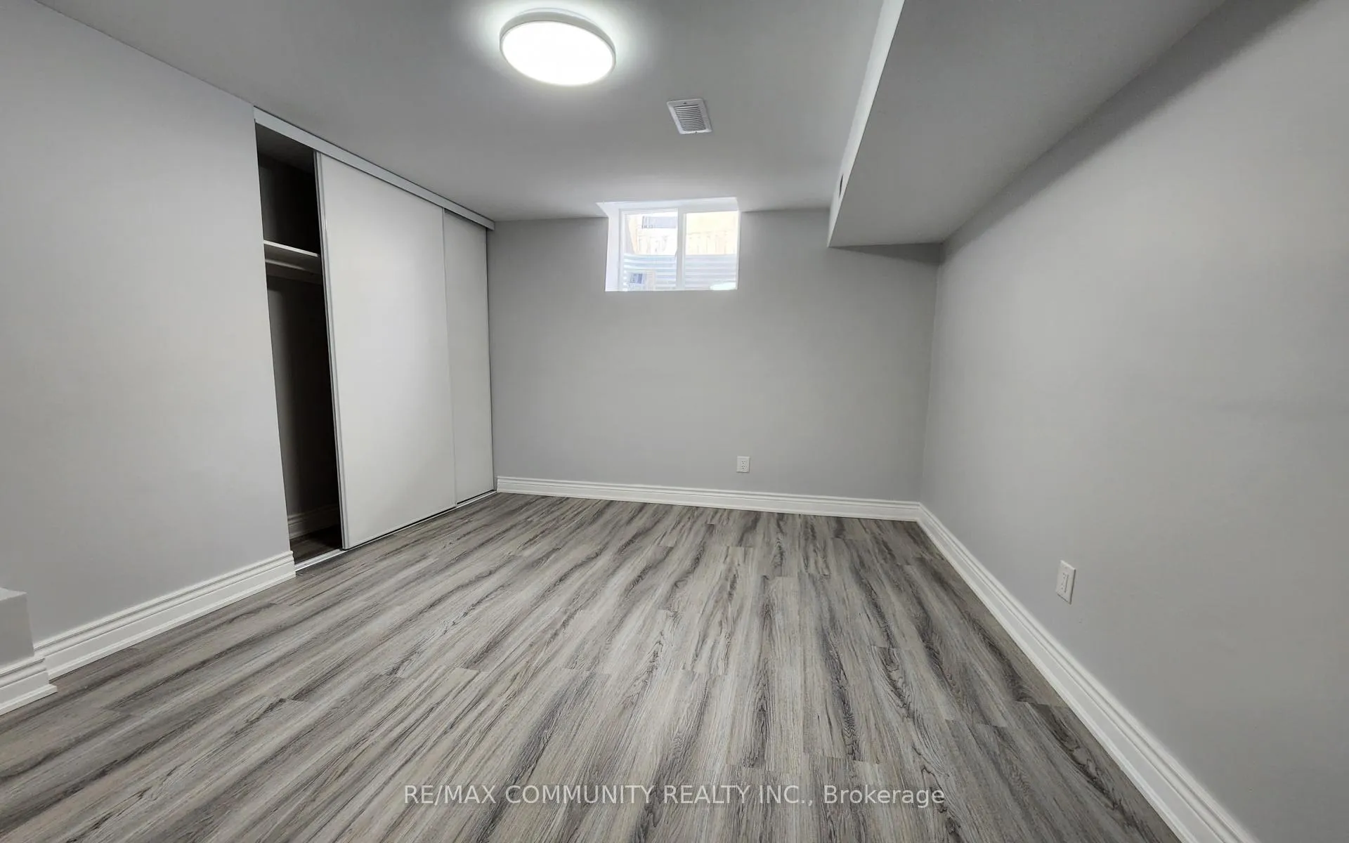 Photo 5 of Unit Bsmt, 1004 Maury Crescent, Pickering, Liverpool — HOMEH