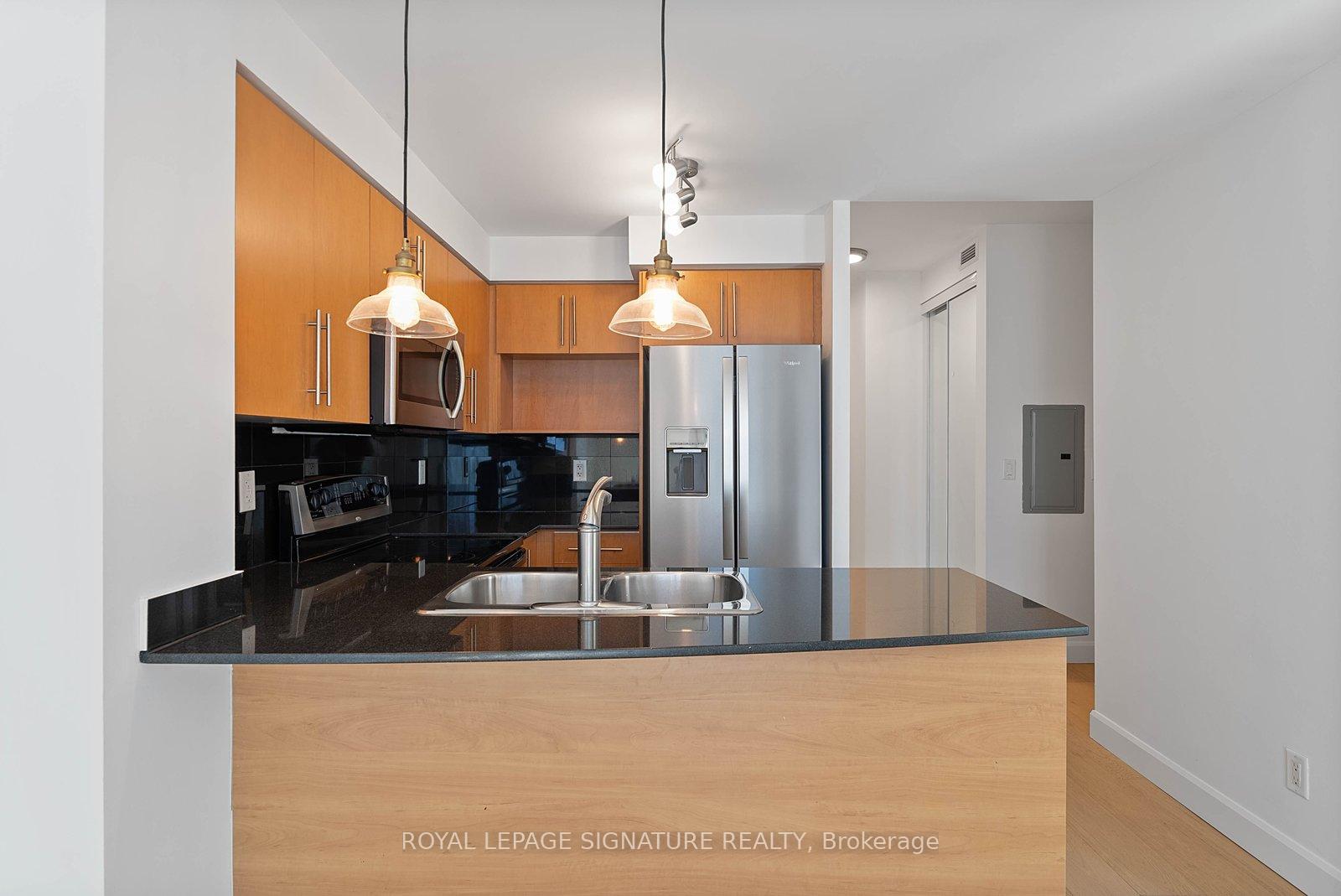 Photo 6 of Unit PH11, 18 Yonge Street, Toronto, Waterfront Communities — HOMEH
