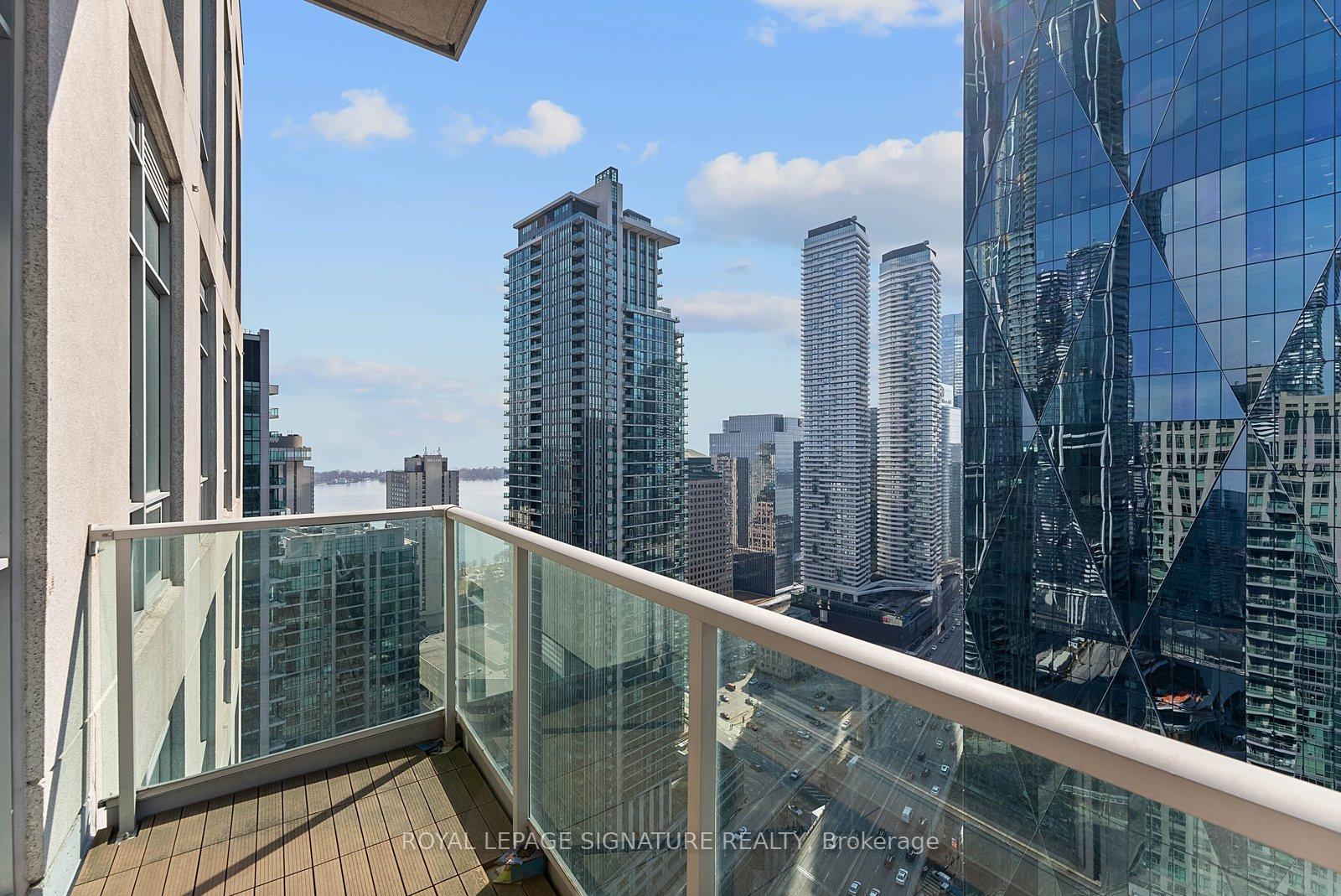 Photo 12 of Unit PH11, 18 Yonge Street, Toronto, Waterfront Communities — HOMEH