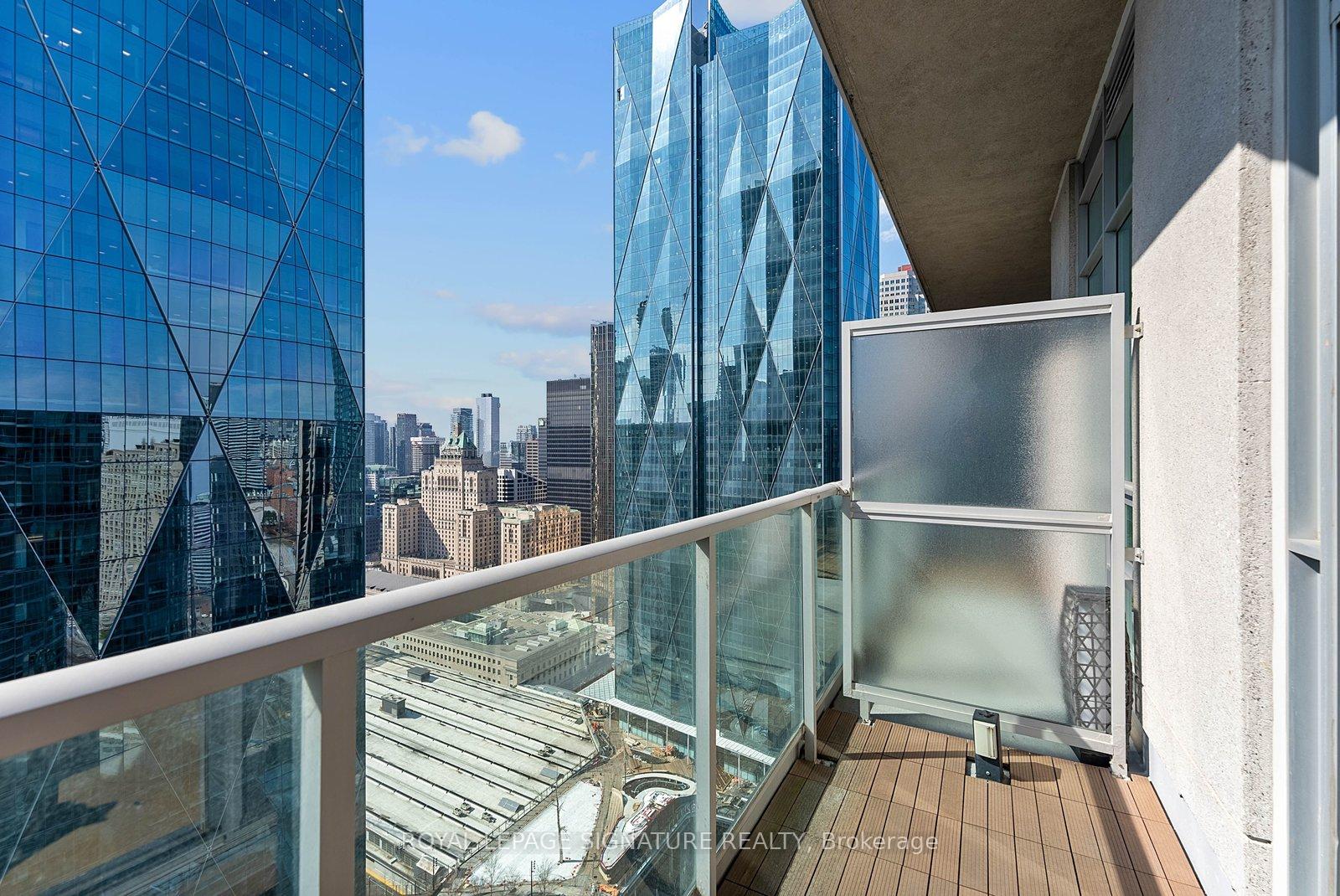 Photo 13 of Unit PH11, 18 Yonge Street, Toronto, Waterfront Communities — HOMEH