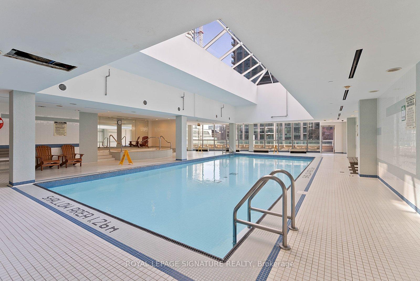 Photo 14 of Unit PH11, 18 Yonge Street, Toronto, Waterfront Communities — HOMEH