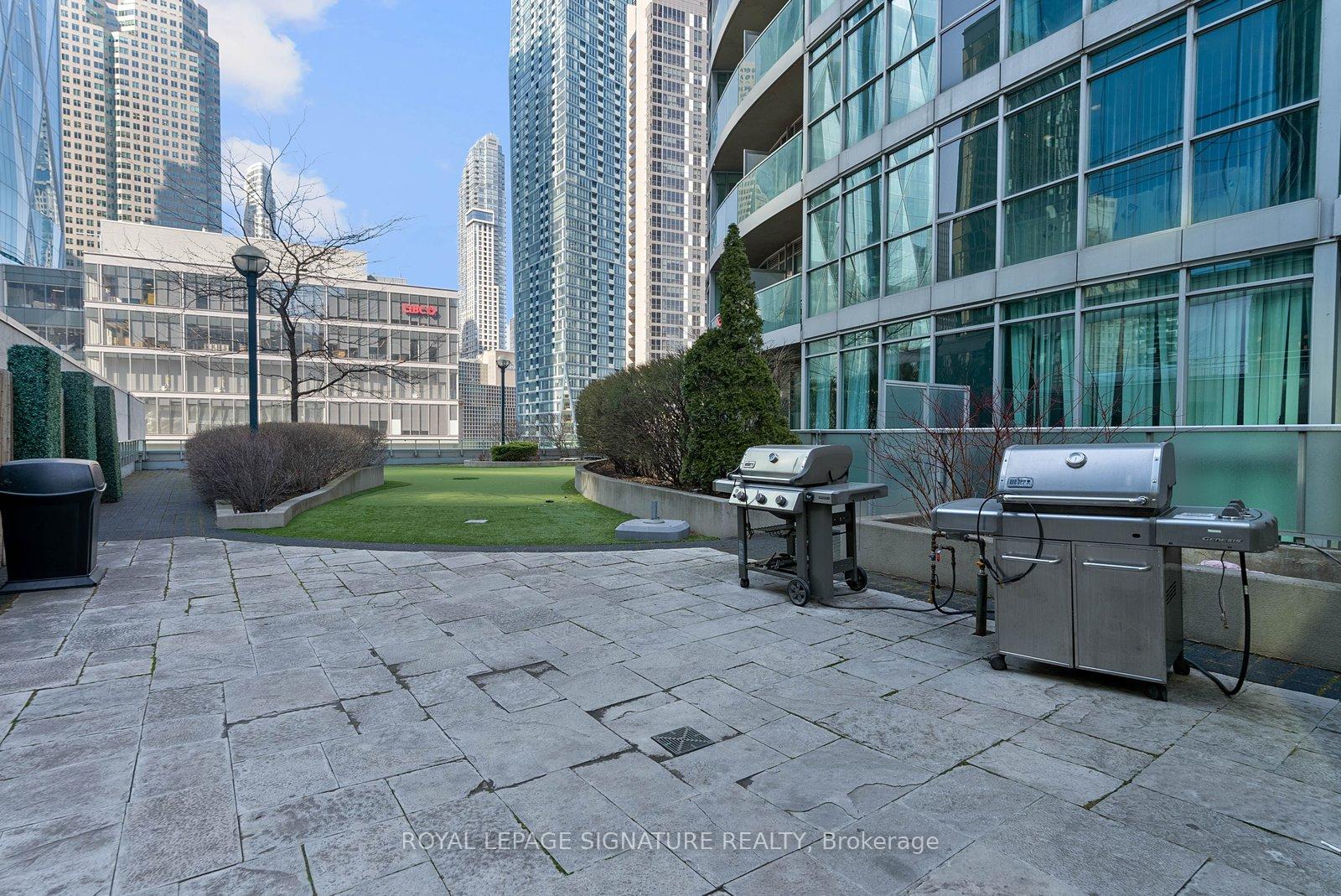 Photo 18 of Unit PH11, 18 Yonge Street, Toronto, Waterfront Communities — HOMEH