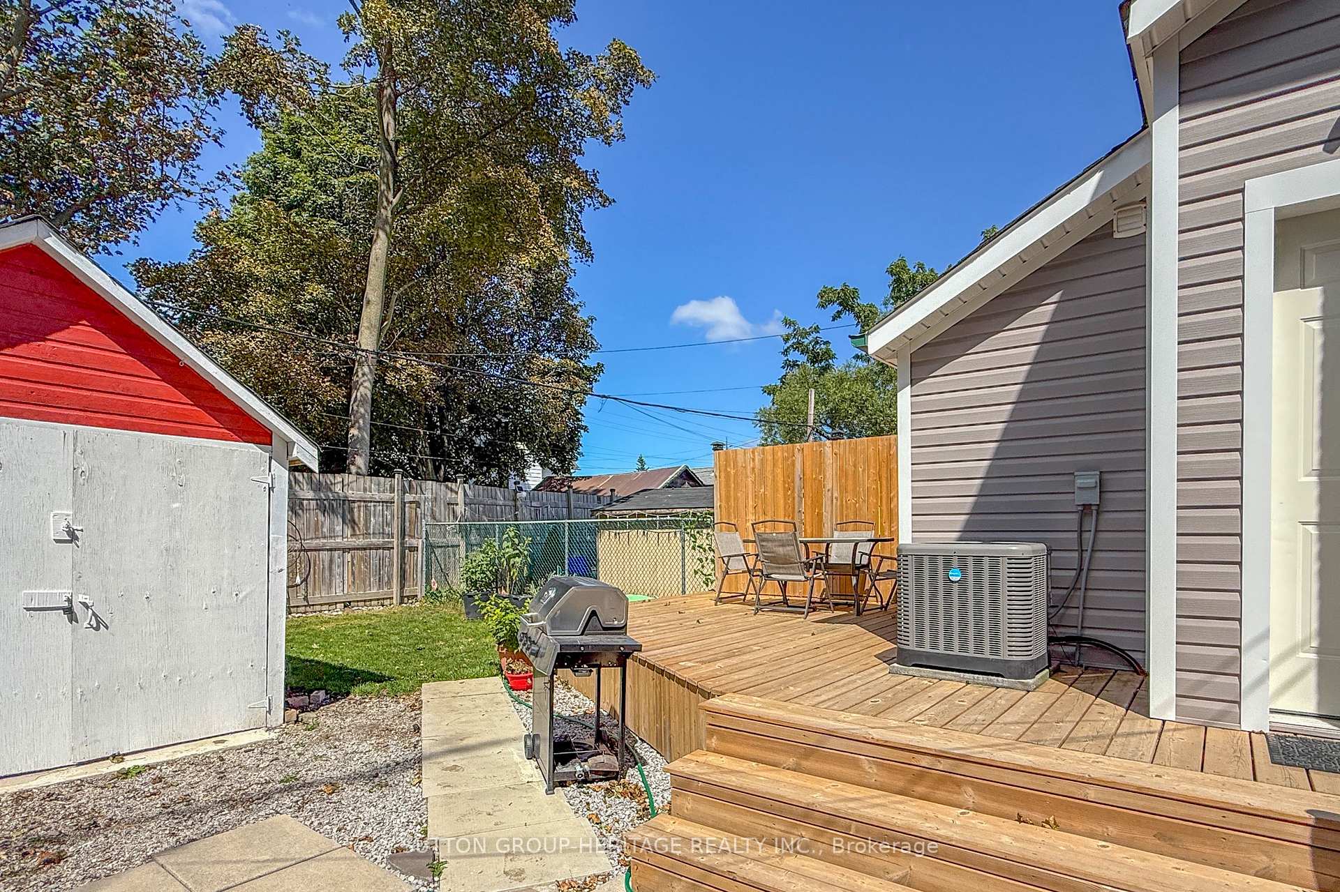 Photo 24 of 96 Agnes Street, Oshawa, O'Neill — HOMEH