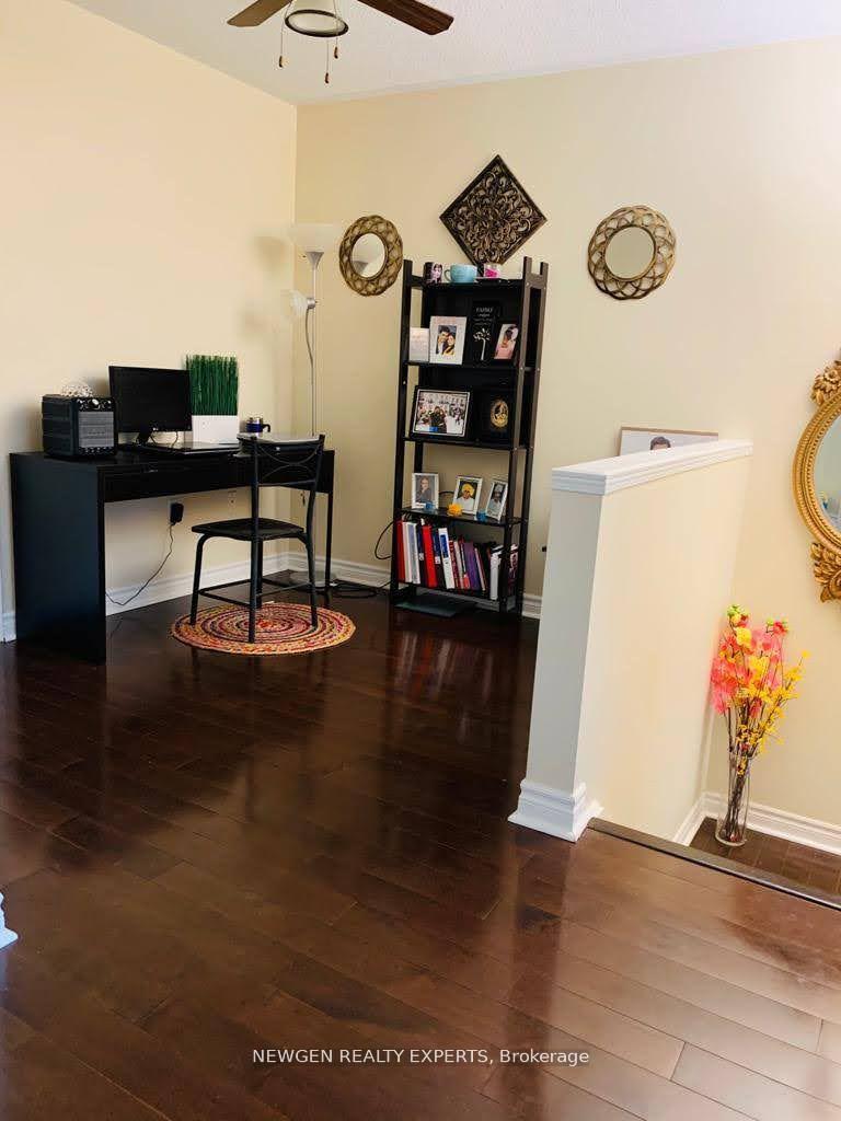Photo 8 of 3330 Snowball Road E, Mississauga, Lisgar — HOMEH