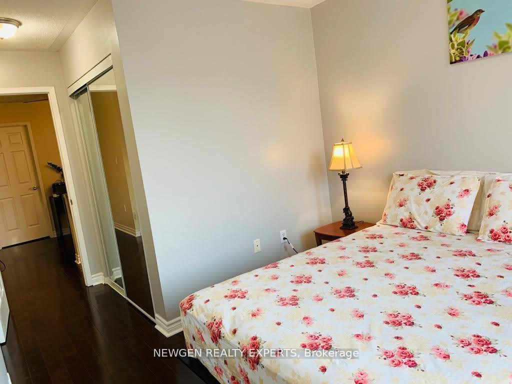 Photo 19 of 3330 Snowball Road E, Mississauga, Lisgar — HOMEH
