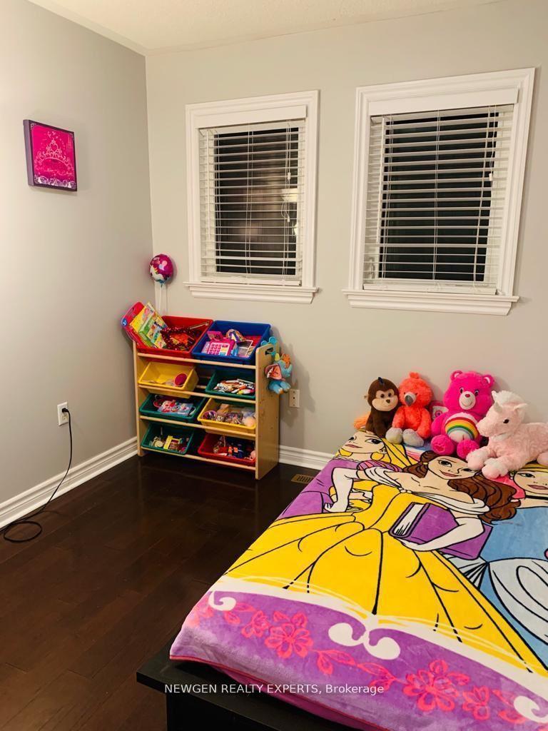Photo 23 of 3330 Snowball Road E, Mississauga, Lisgar — HOMEH