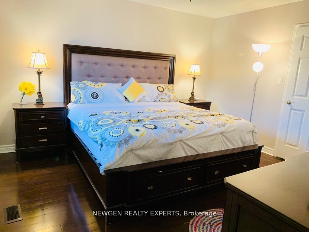 Photo 24 of 3330 Snowball Road E, Mississauga, Lisgar — HOMEH