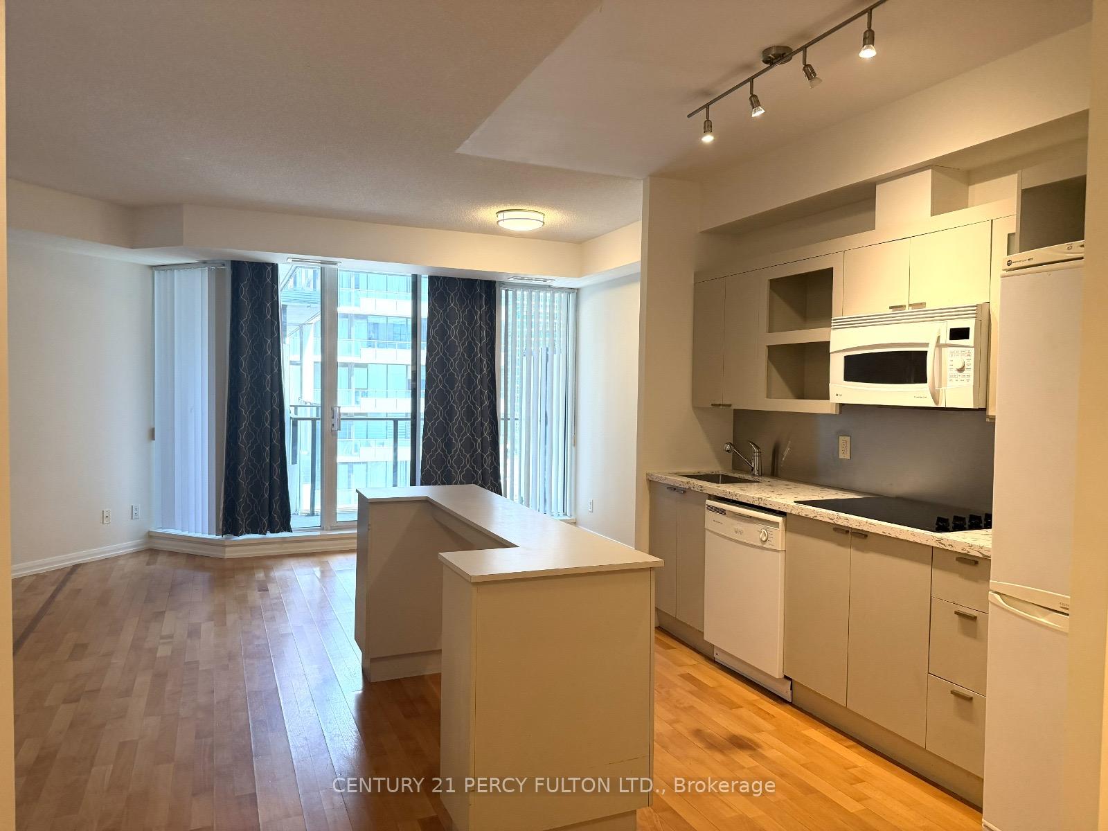 Photo 8 of Unit 1501, 111 Elizabeth Street, Toronto, Bay Street Corridor — HOMEH
