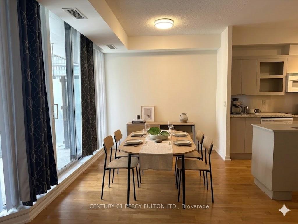 Photo 10 of Unit 1501, 111 Elizabeth Street, Toronto, Bay Street Corridor — HOMEH