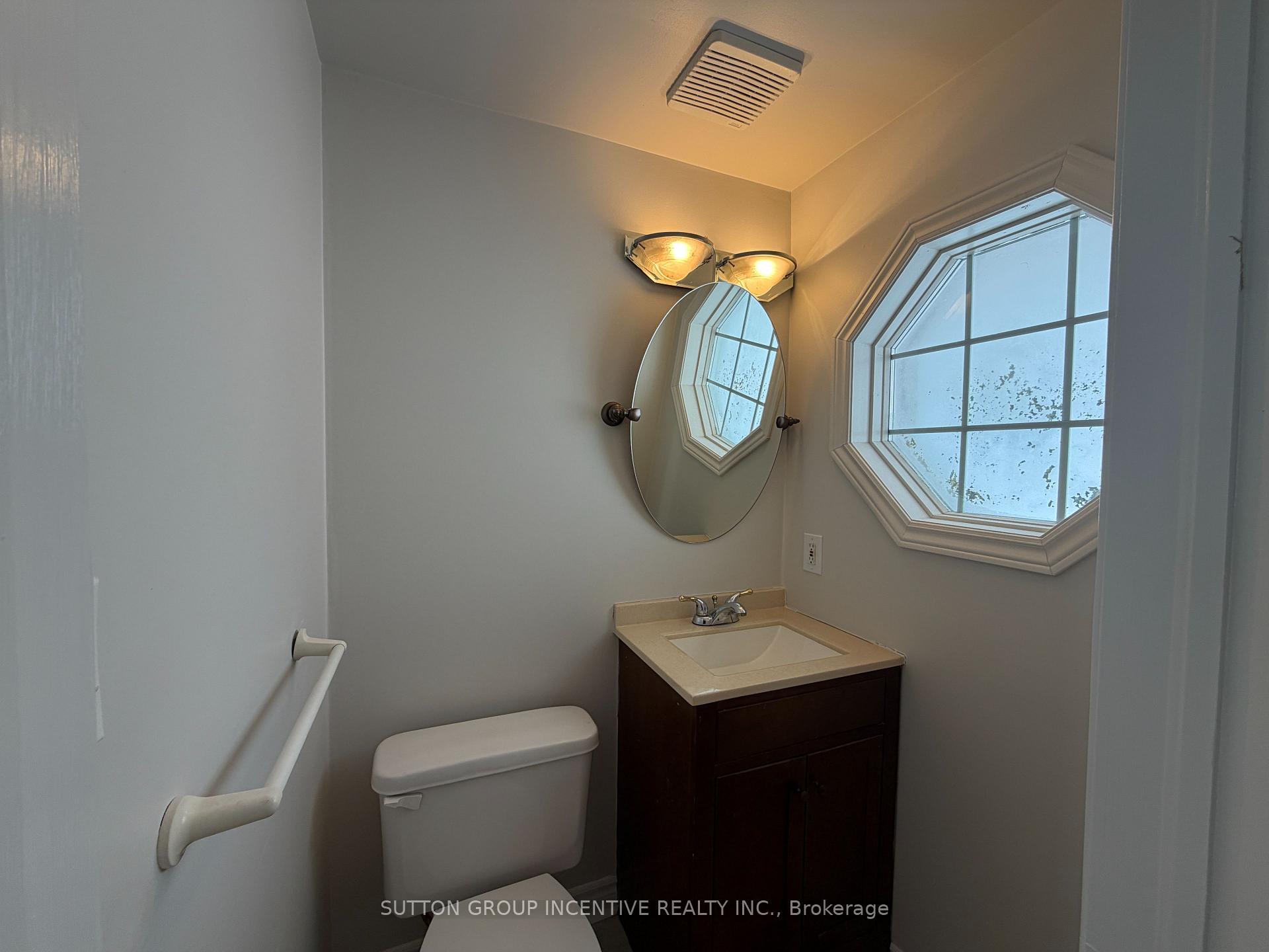Photo 12 of 15 Timothy Lane, Barrie, Holly — HOMEH