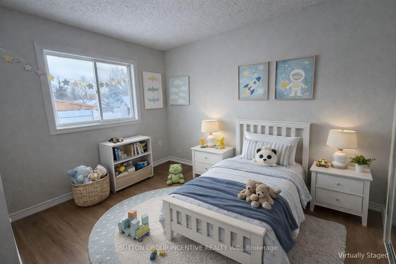 Photo 14 of 15 Timothy Lane, Barrie, Holly — HOMEH