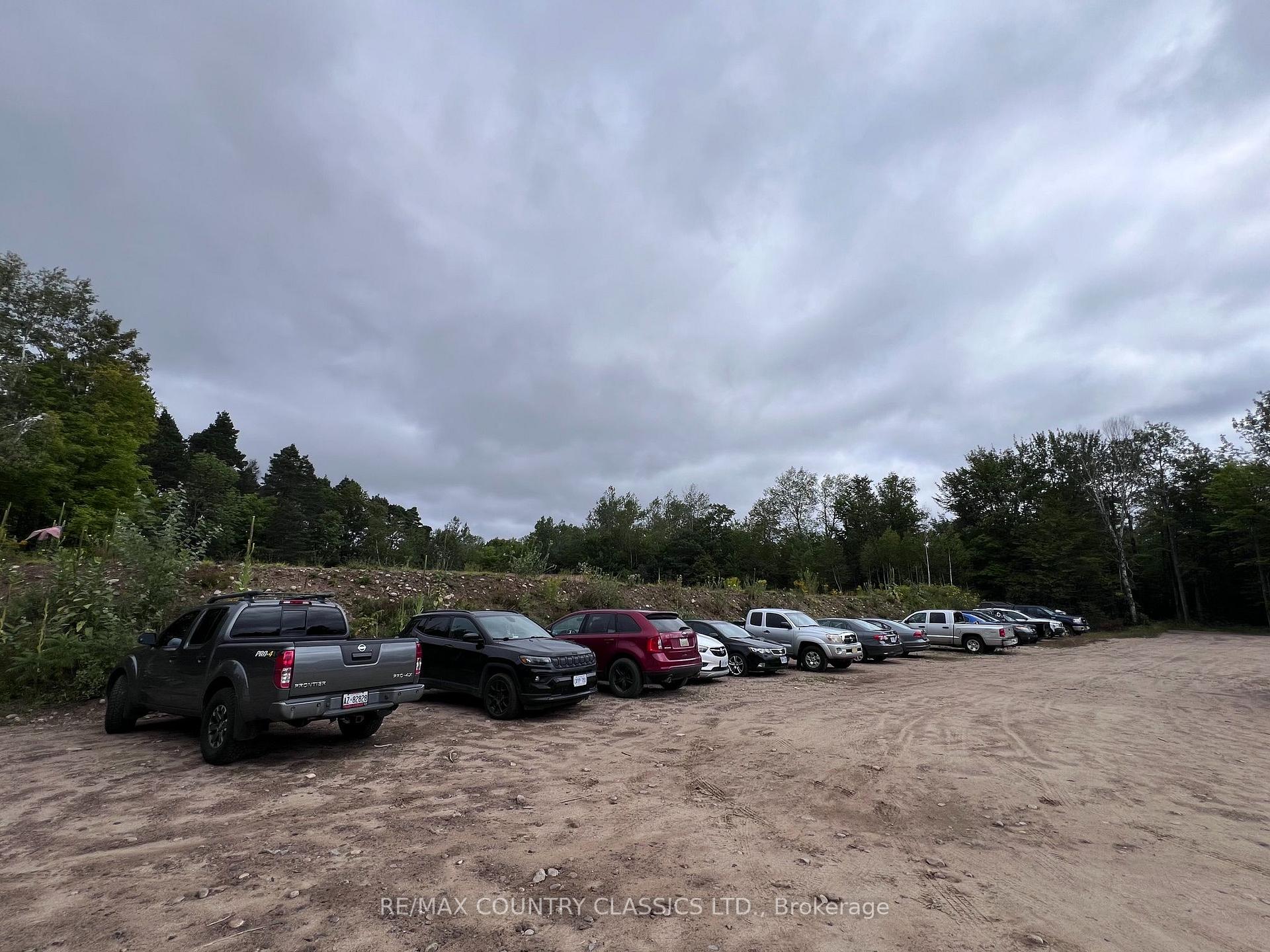 Photo 51 of 3952 Loop Road, Highlands East, Cardiff Ward — HOMEH