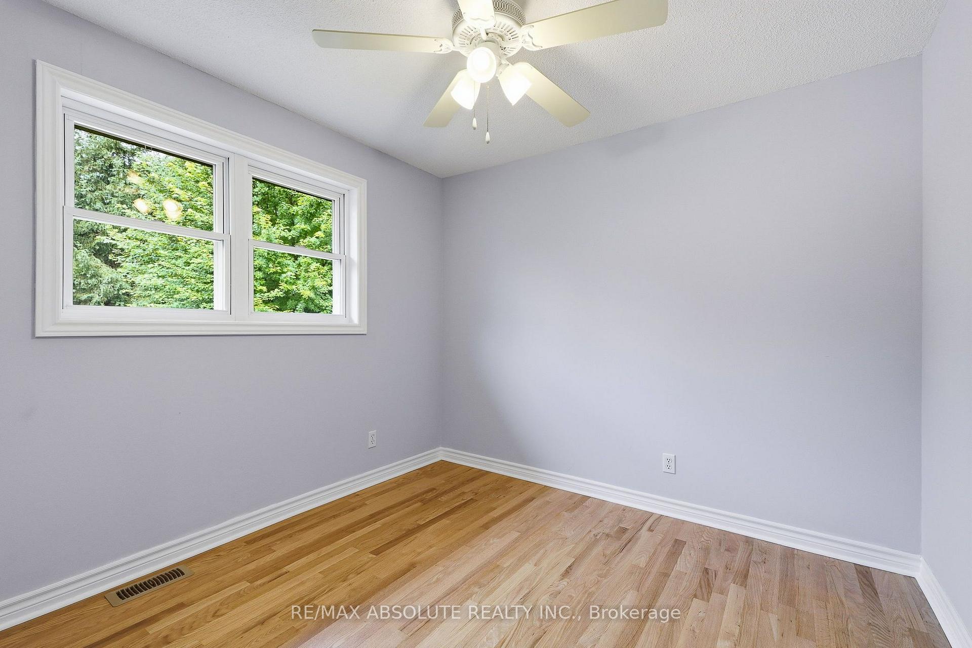 Photo 25 of 1000 Milburn Crescent, Ottawa, Cumberland Ridge — HOMEH