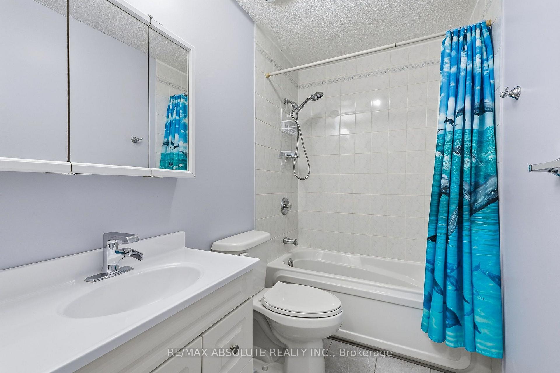 Photo 26 of 1000 Milburn Crescent, Ottawa, Cumberland Ridge — HOMEH