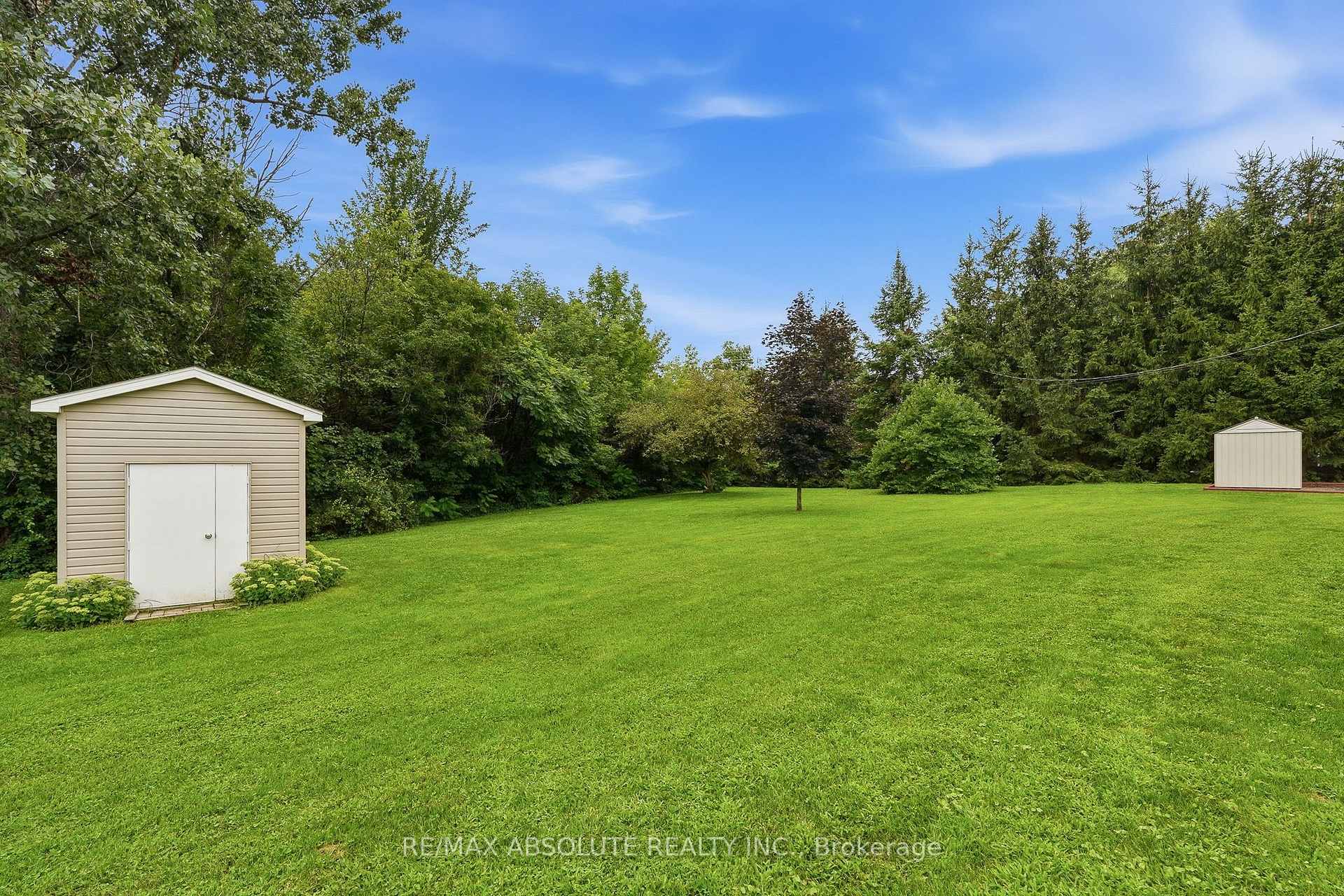 Photo 36 of 1000 Milburn Crescent, Ottawa, Cumberland Ridge — HOMEH