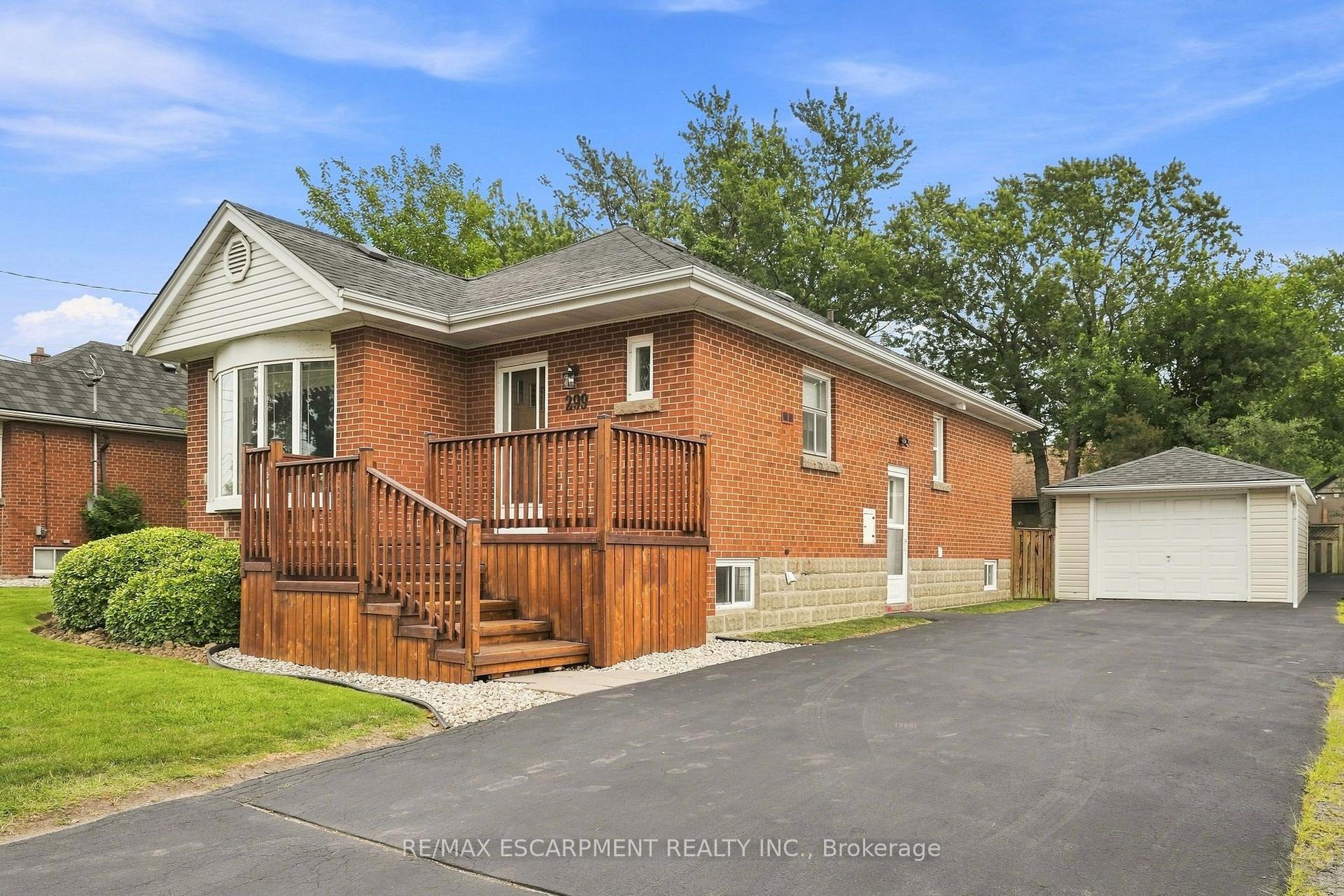 Photo 2 of 299 West 5th Street, Hamilton, Buchanan — HOMEH