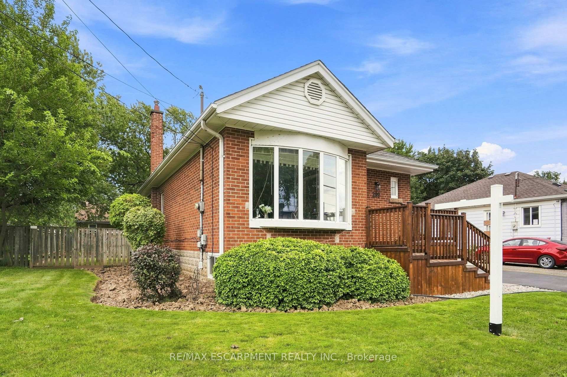 Photo 4 of 299 West 5th Street, Hamilton, Buchanan — HOMEH