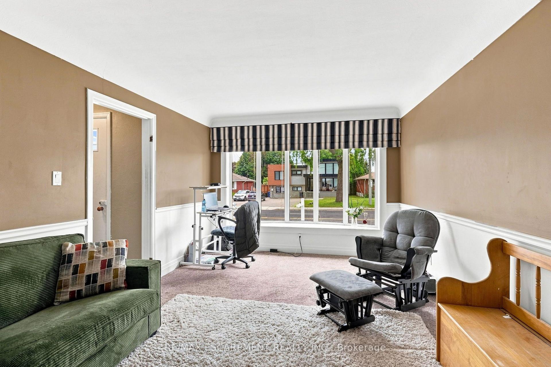 Photo 15 of 299 West 5th Street, Hamilton, Buchanan — HOMEH