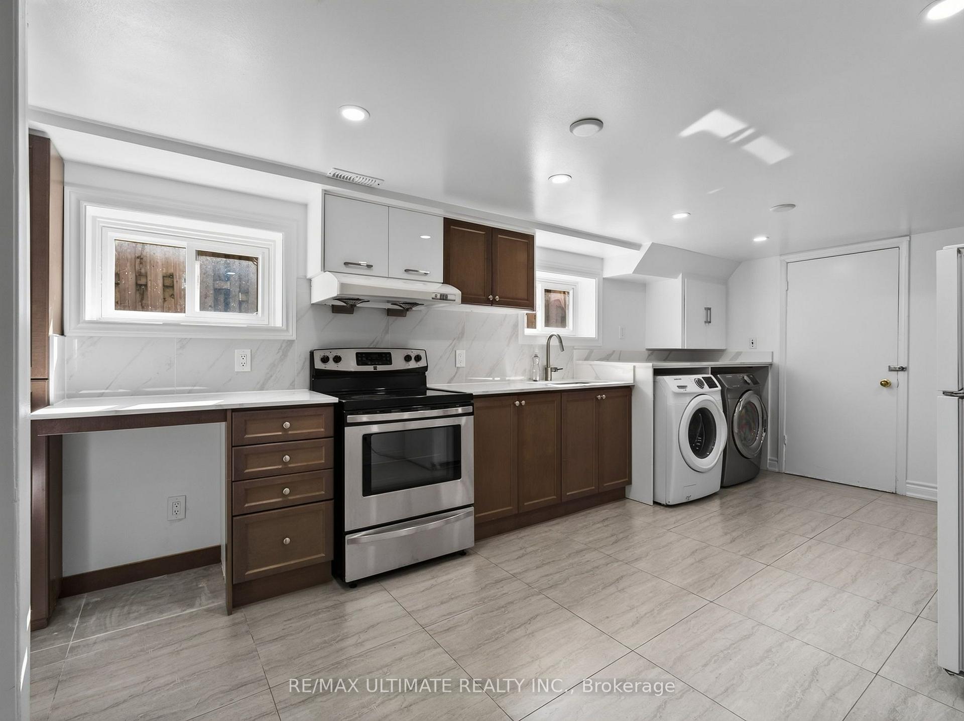 Photo 7 of 52 Revlis Crescent, Scarborough, L'Amoreaux — HOMEH
