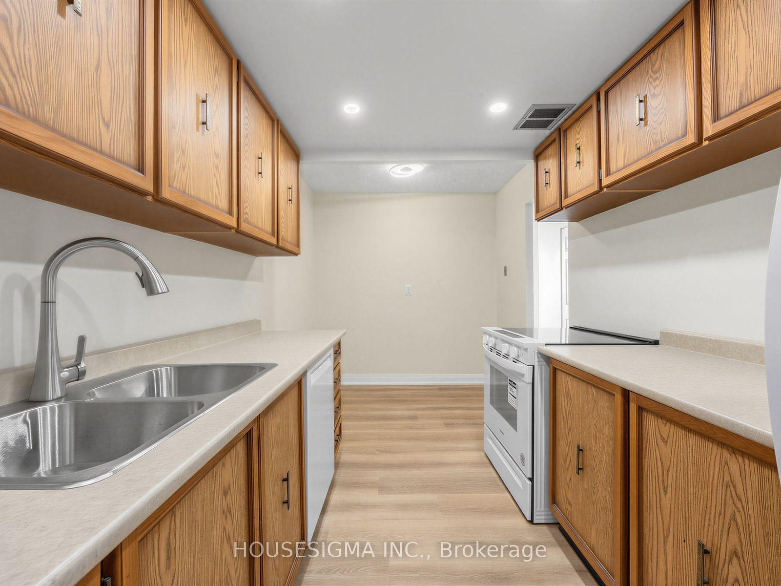Photo 23 of Unit 2307, 3151 Bridletowne Circle, Scarborough, L'Amoreaux — HOMEH