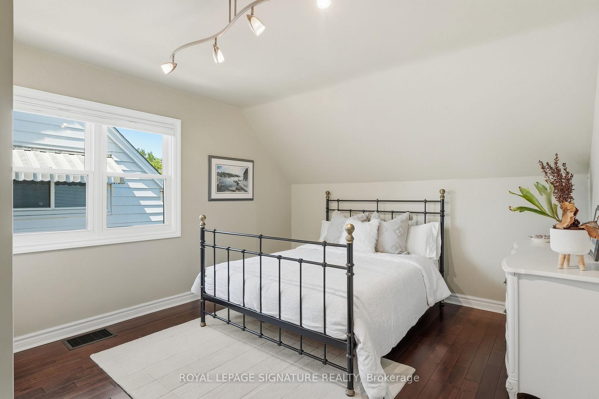Photo 18 of 48 Tower Drive, Scarborough, Wexford-Maryvale — HOMEH