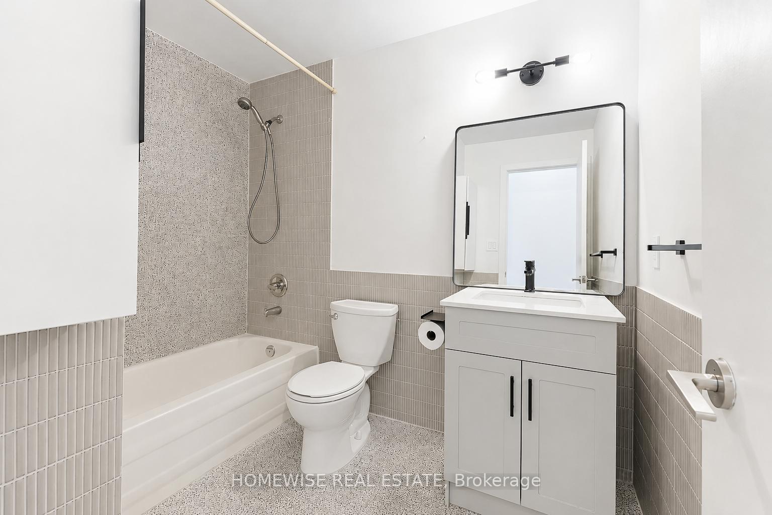 Photo 15 of 476 King Street E, Toronto, Moss Park — HOMEH