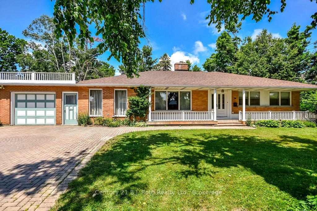 Photo 1 of 26 Dalton Crescent N, Orillia — HOMEH