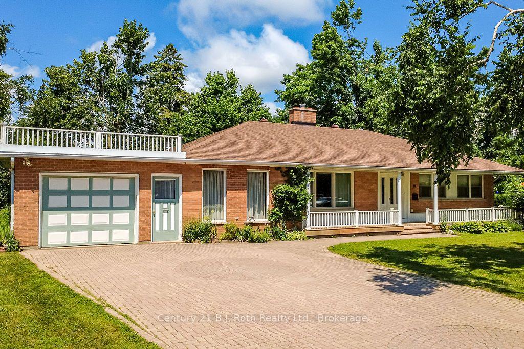Photo 4 of 26 Dalton Crescent N, Orillia — HOMEH