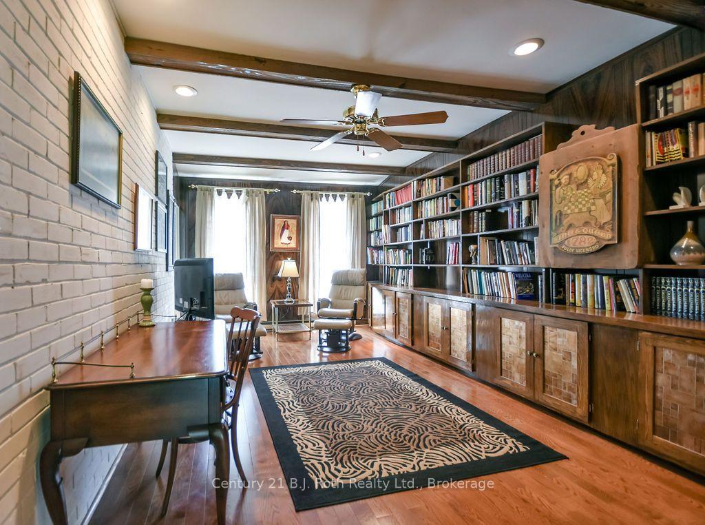 Photo 14 of 26 Dalton Crescent N, Orillia — HOMEH