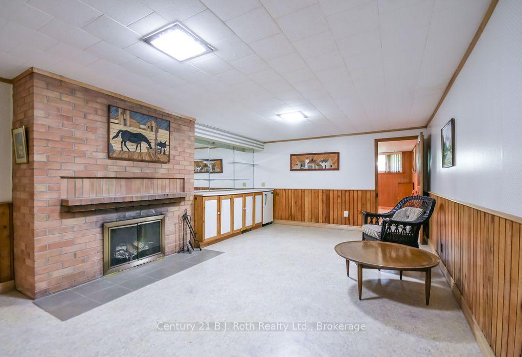 Photo 35 of 26 Dalton Crescent N, Orillia — HOMEH