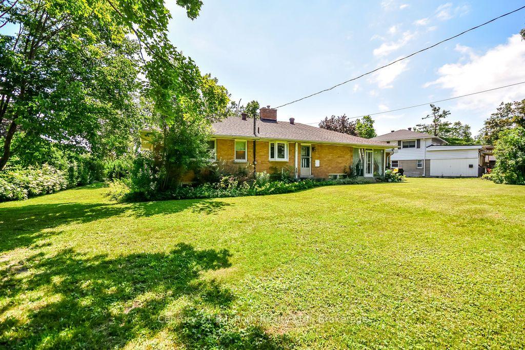 Photo 46 of 26 Dalton Crescent N, Orillia — HOMEH