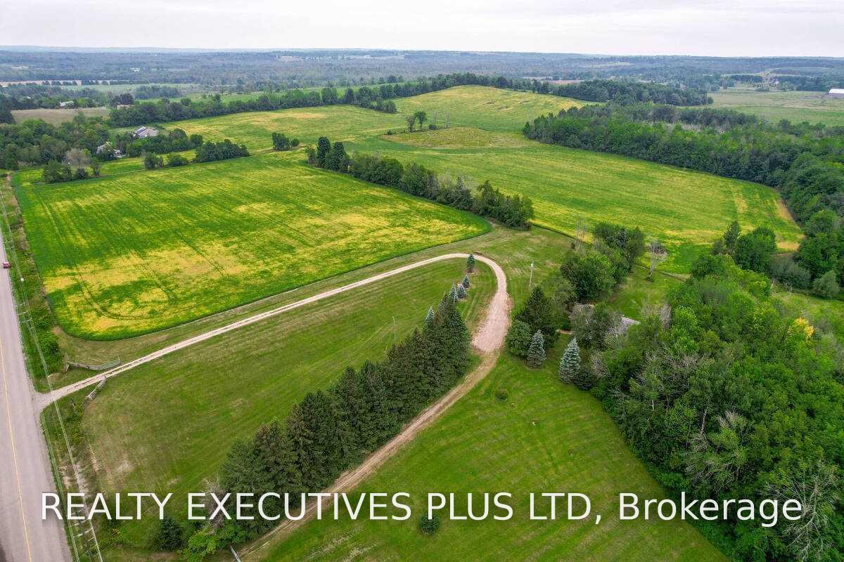 Photo 2 of 21170 Shaws Creek Road, Caledon, Rural Caledon — HOMEH
