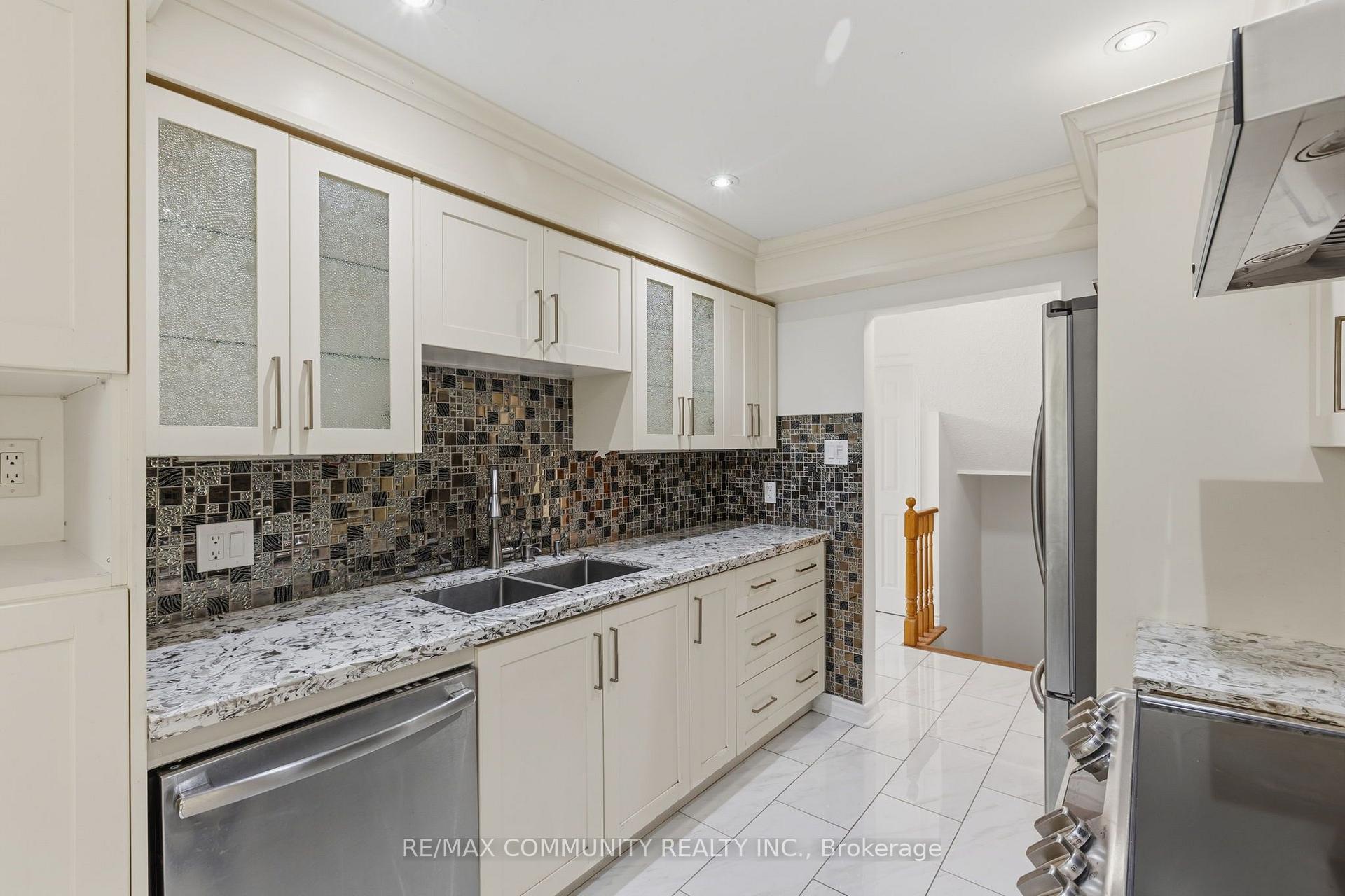 Photo 31 of 1524 Amberlea Road S, Pickering, Amberlea — HOMEH