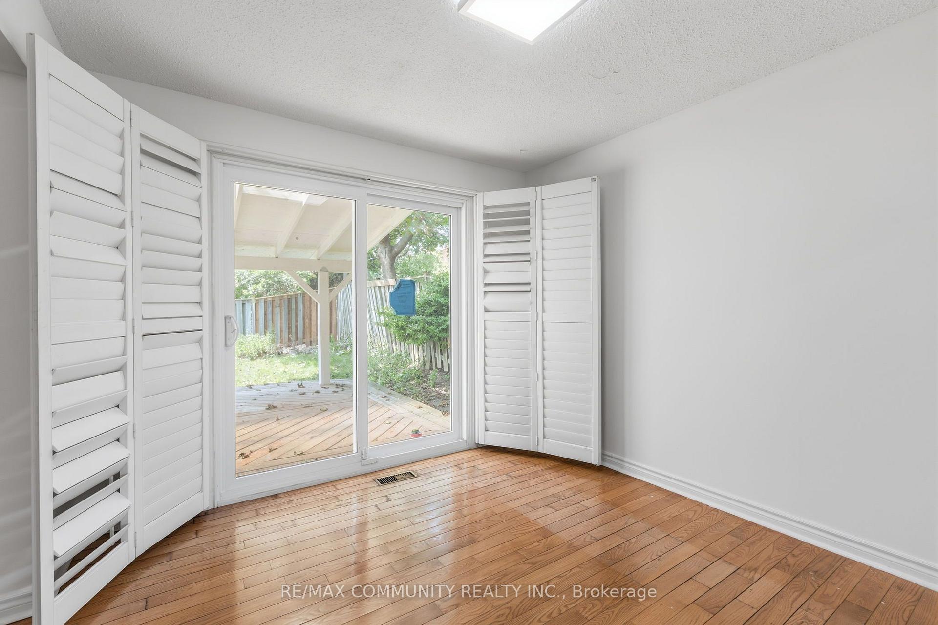 Photo 35 of 1524 Amberlea Road S, Pickering, Amberlea — HOMEH