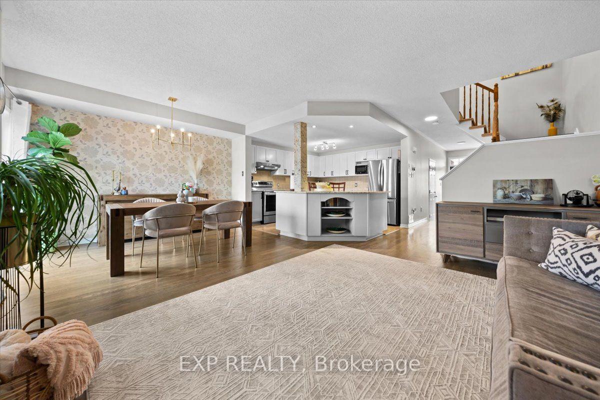 Photo 12 of 147 Destiny Private, Ottawa, Fallingbrook/Gardenway South — HOMEH