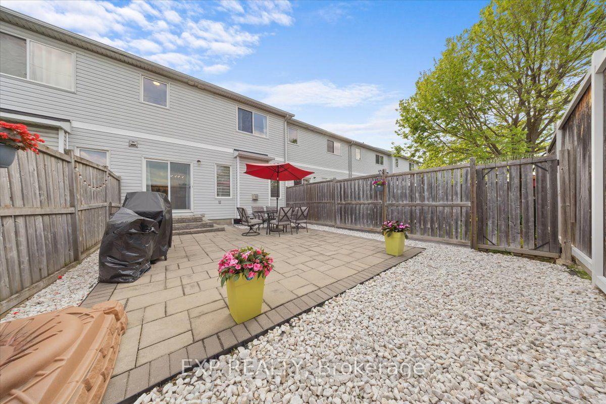 Photo 38 of 147 Destiny Private, Ottawa, Fallingbrook/Gardenway South — HOMEH