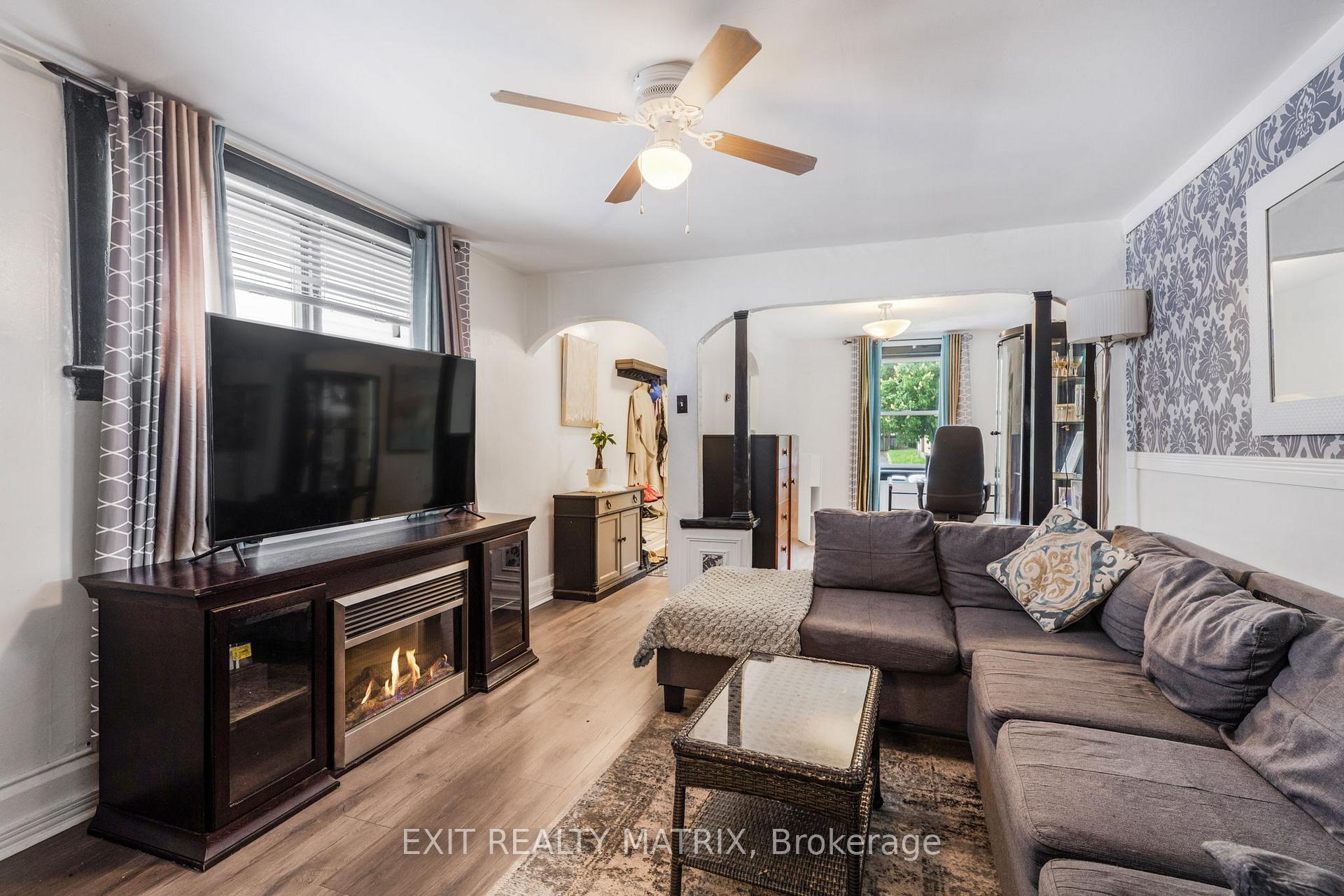 Photo 14 of 235-237 Guigues Avenue, Ottawa, Lower Town/Byward Market — HOMEH