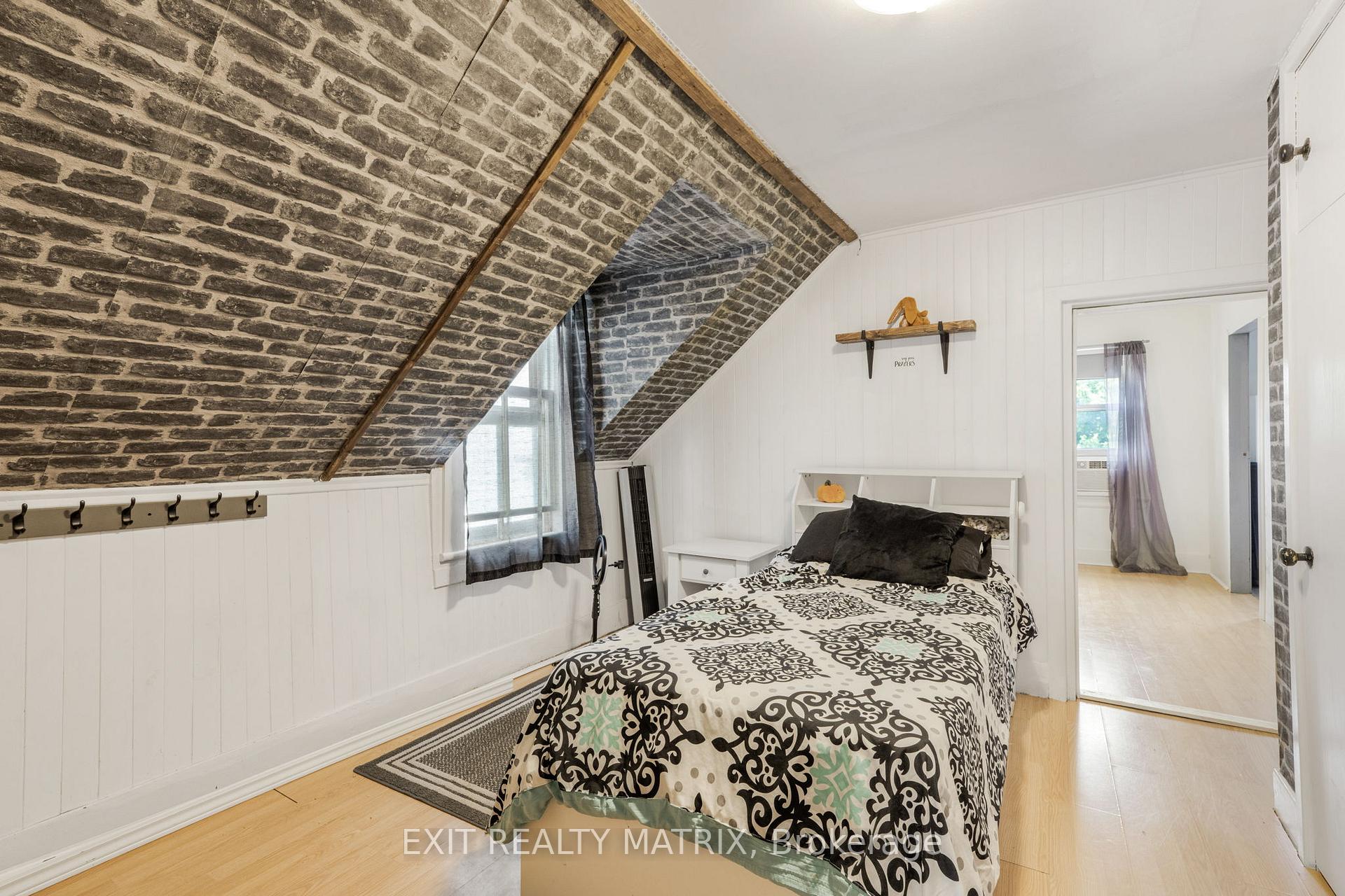 Photo 20 of 235-237 Guigues Avenue, Ottawa, Lower Town/Byward Market — HOMEH
