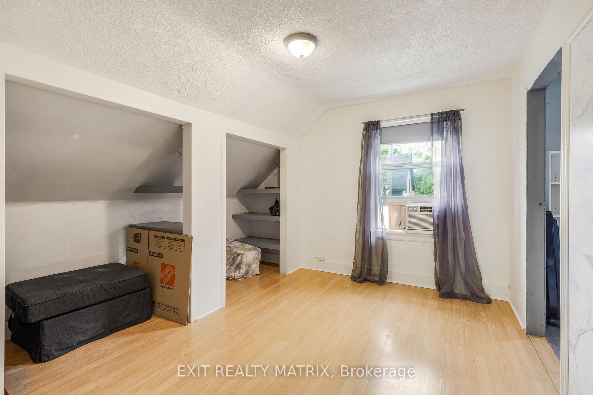 Photo 22 of 235-237 Guigues Avenue, Ottawa, Lower Town/Byward Market — HOMEH