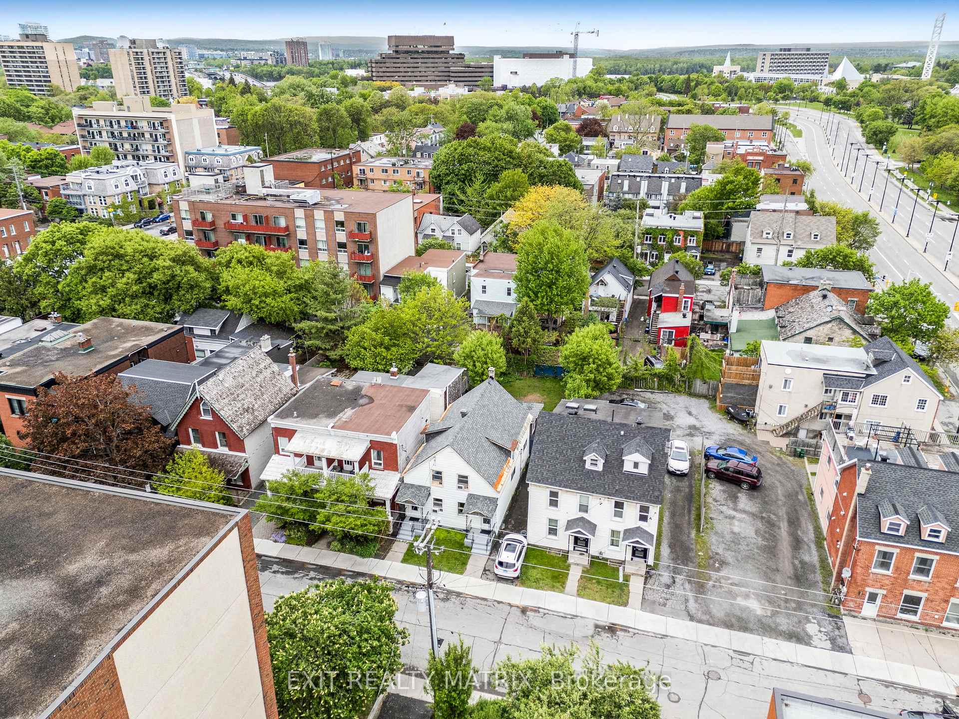 Photo 32 of 235-237 Guigues Avenue, Ottawa, Lower Town/Byward Market — HOMEH