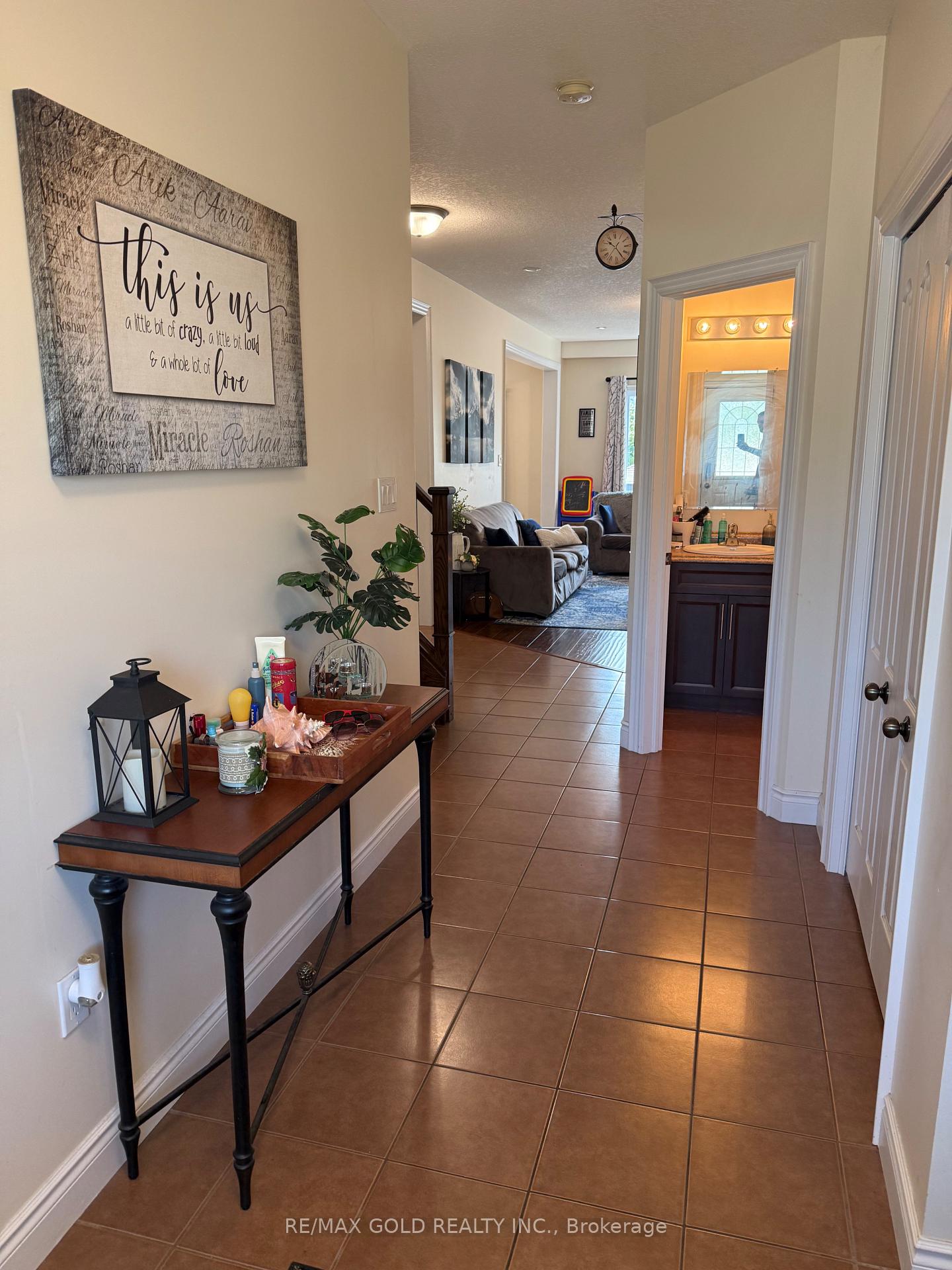 Photo 3 of 259 Birkinshaw Road, Cambridge, Christopher-Champlain — HOMEH