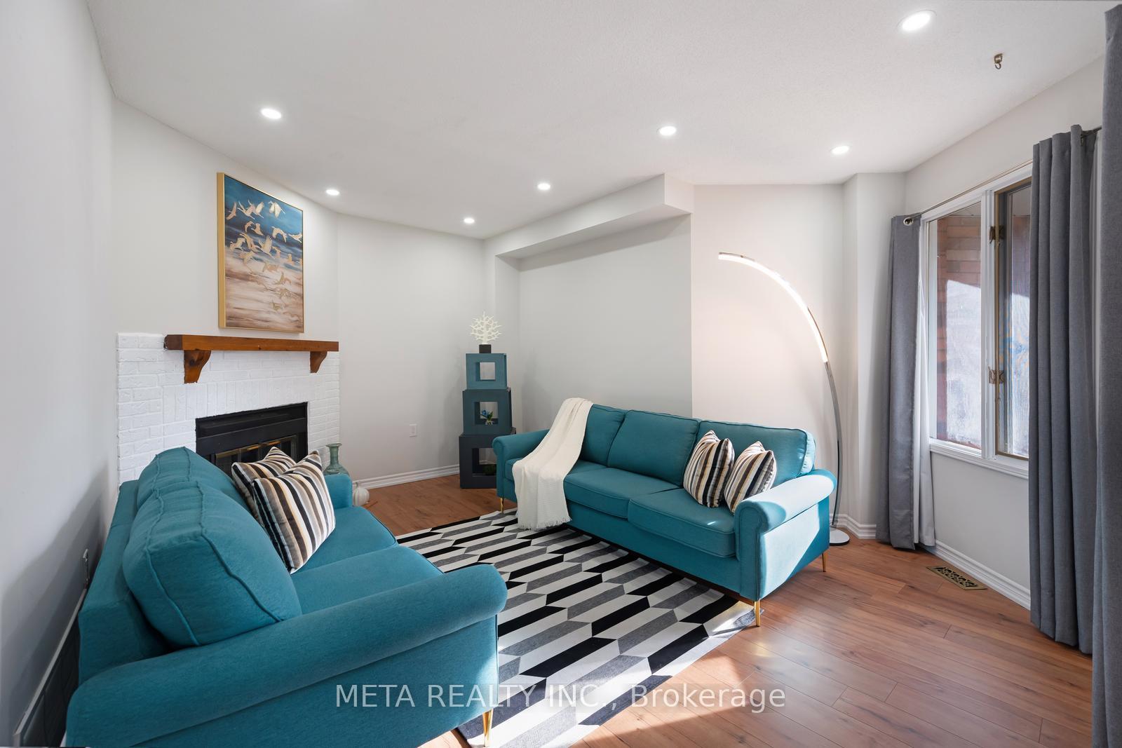 Photo 4 of 33 Heaver Drive, Whitby, Pringle Creek — HOMEH