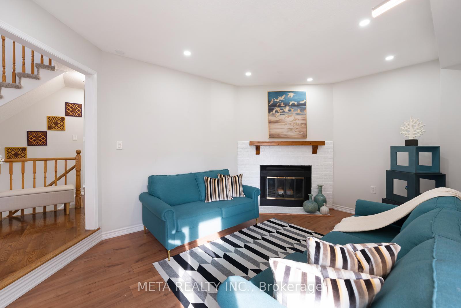 Photo 5 of 33 Heaver Drive, Whitby, Pringle Creek — HOMEH