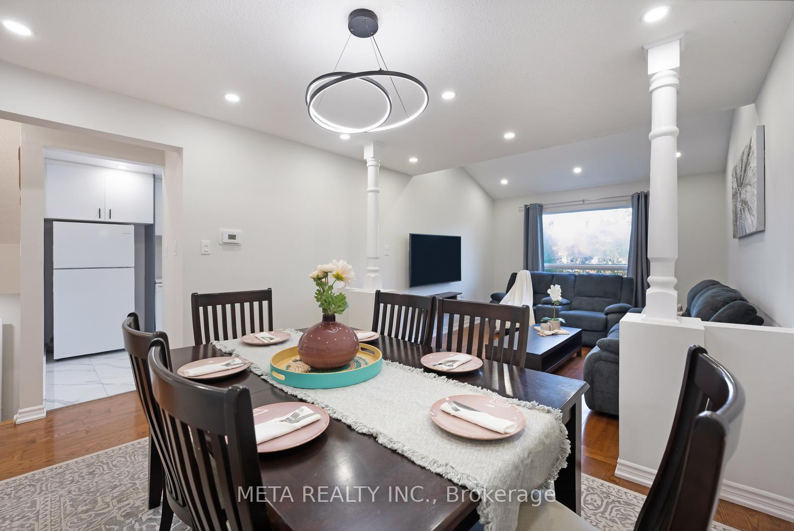 Photo 10 of 33 Heaver Drive, Whitby, Pringle Creek — HOMEH