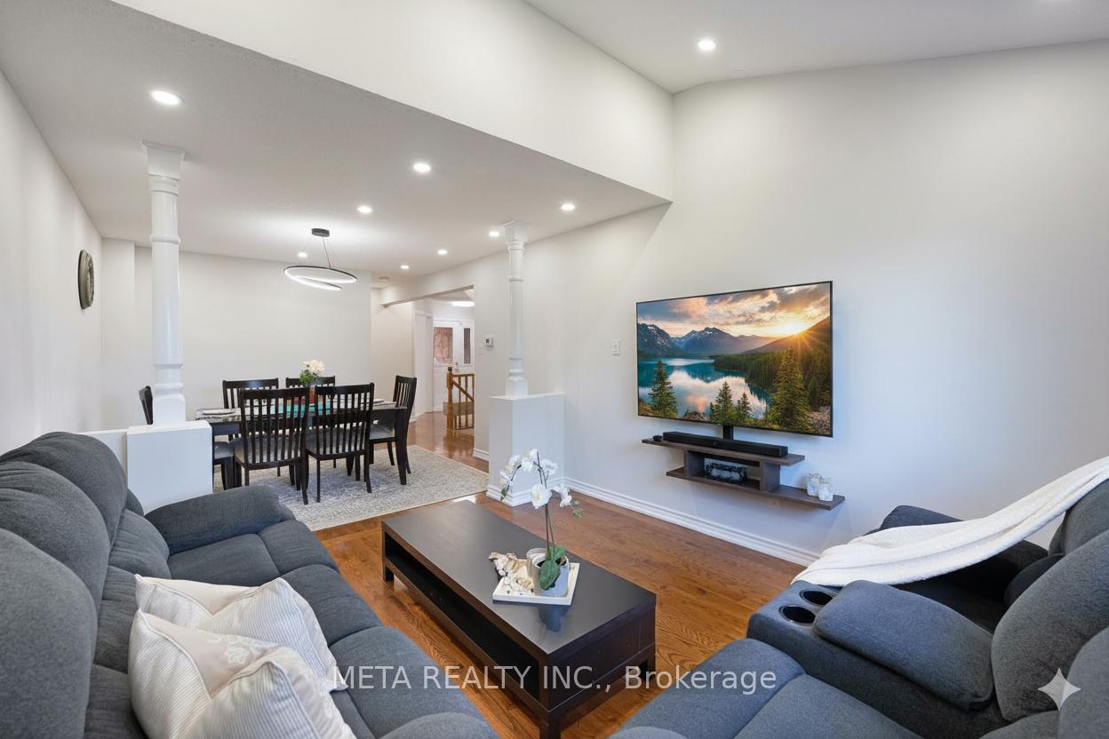 Photo 12 of 33 Heaver Drive, Whitby, Pringle Creek — HOMEH