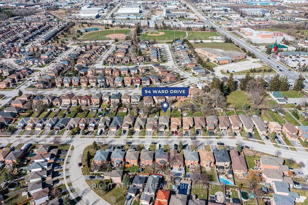 Photo 2 of 94 Ward Drive, Barrie, Painswick South — HOMEH