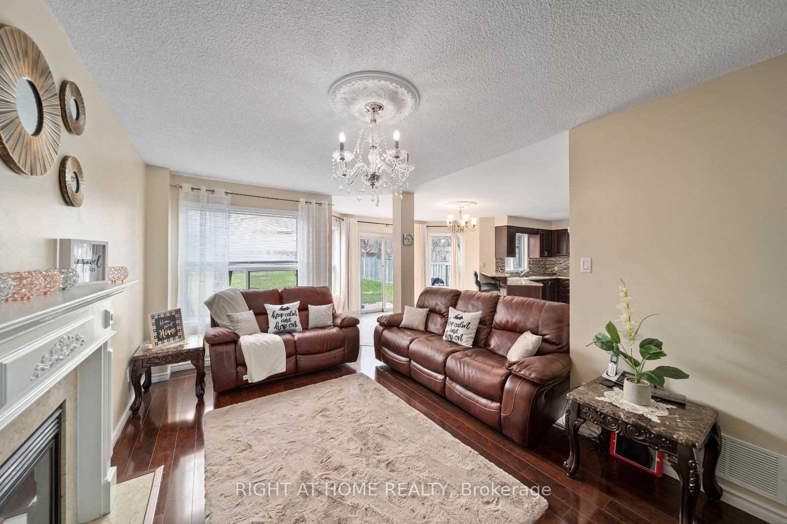 Photo 10 of 94 Ward Drive, Barrie, Painswick South — HOMEH